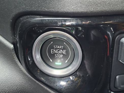 Used 2023 Chevrolet Silverado 1500 RST w/ Rally Edition image 23