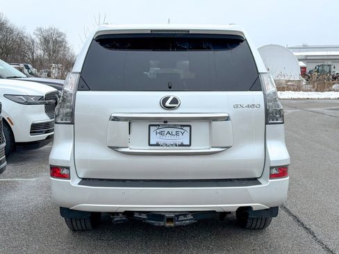 Used 2023 Lexus GX 460 Premium image 5