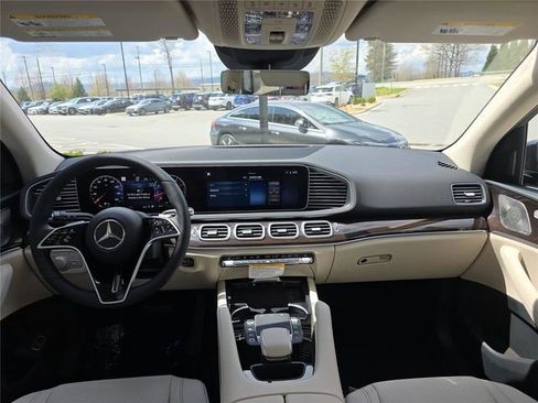 New 2026 Mercedes-Benz GLE 450 4MATIC image 18