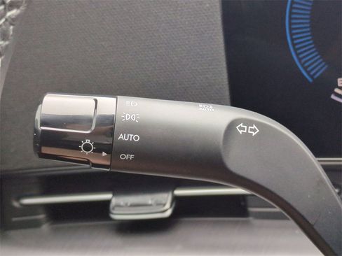 New 2026 Hyundai Kona SEL Premium image 28