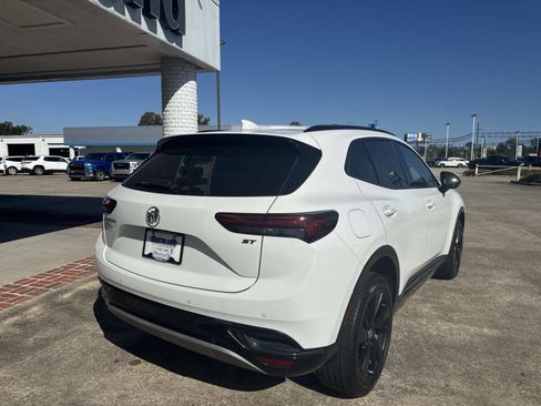 Used 2023 Buick Envision Essence w/ Sport Touring Package image 7