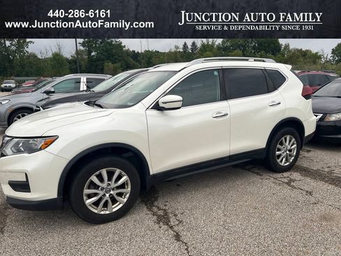 Used 2018 Nissan Rogue SV AWD/4WD image 1