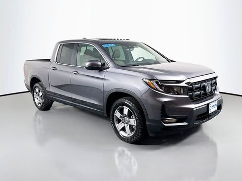 Certified 2025 Honda Ridgeline RTL image 1