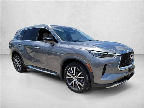 Used 2022 INFINITI QX60 Sensory w/ Cargo Package FWD image 3