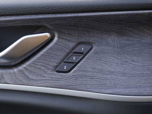 Used 2021 Jeep Grand Cherokee L Limited image 25