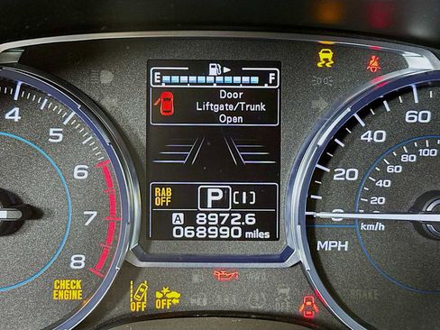 Used 2017 Subaru Forester 2.0XT Touring image 12