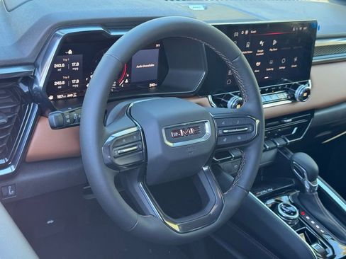 New 2025 GMC Canyon AT4 w/ Nightfall Edition image 15