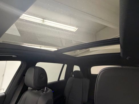 Certified 2026 Mercedes-Benz GLS 450 4MATIC image 18