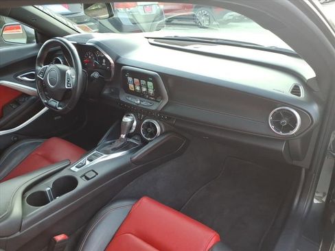 Used 2018 Chevrolet Camaro LT image 14