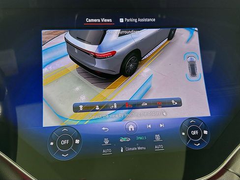 Used 2023 Mercedes-Benz EQS 580 4MATIC SUV w/ Acoustic Comfort Package image 43