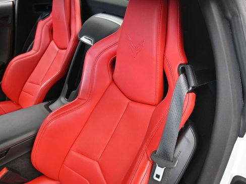 Used 2024 Chevrolet Corvette Stingray Convertible w/ 1LT image 17