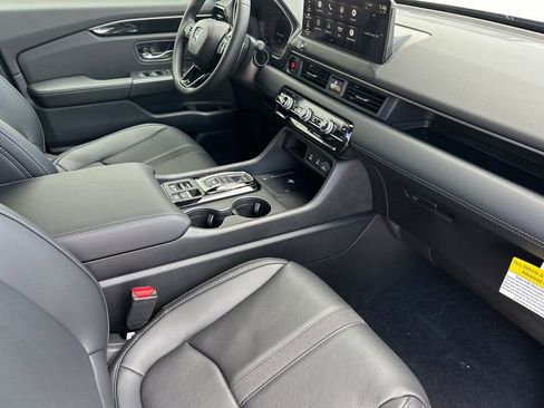 New 2026 Honda Pilot EX-L image 16