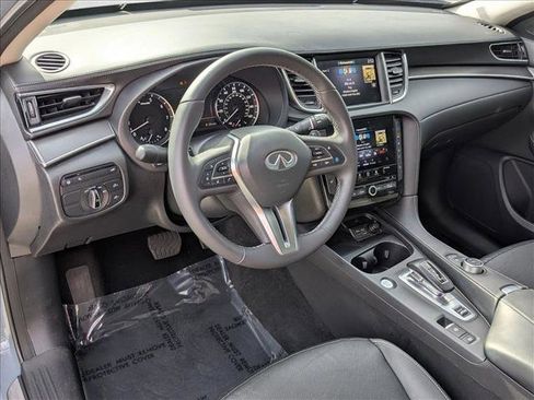 Used 2023 INFINITI QX50 Luxe image 10