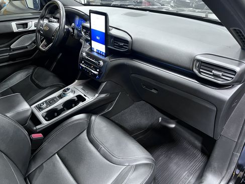 Used 2020 Ford Explorer ST w/ Premium Technology Package AWD/4WD image 16