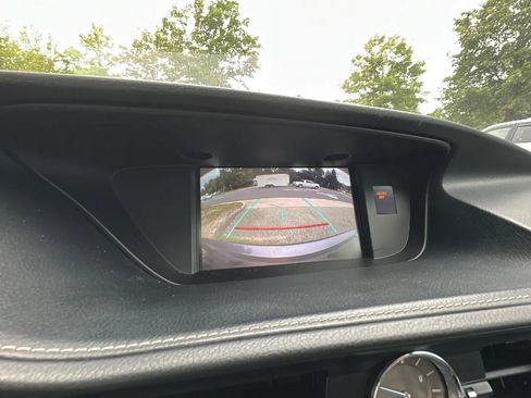 Used 2017 Lexus ES 350 w/ Luxury Package FWD image 15