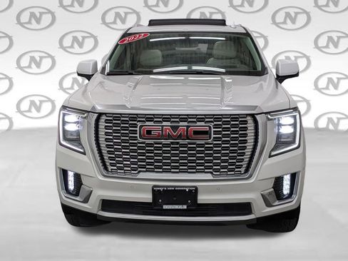 Used 2022 GMC Yukon XL Denali AWD/4WD image 26