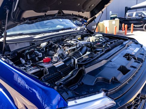 Used 2026 Ford F450 Platinum w/ FX4 Off-Road Package image 41