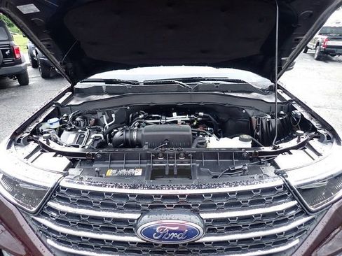 Certified 2023 Ford Explorer XLT w/ Equipment Group 202A AWD/4WD image 16