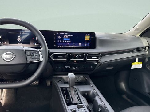 New 2026 Nissan Sentra SR w/ Floor Mat Package FWD image 36