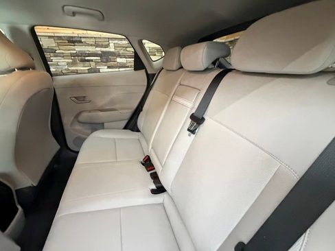 Used 2024 Hyundai Kona SEL AWD/4WD image 47