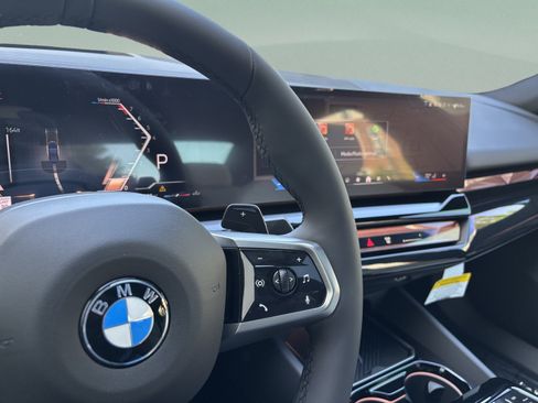 Used 2027 BMW 530i w/ M Sport Package RWD image 16