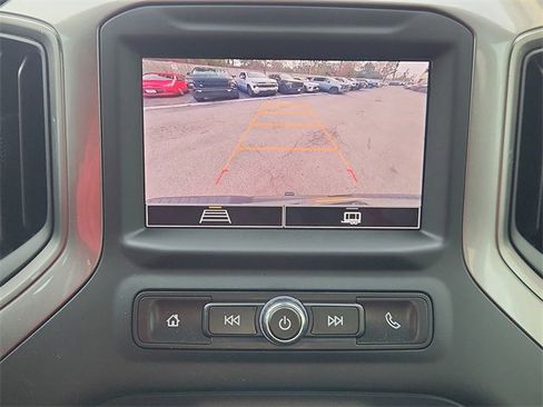 Used 2025 Chevrolet Silverado 2500 Custom w/ Custom Value Package image 14