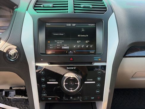 Used 2014 Ford Explorer Limited w/ Equipment Group 301A AWD/4WD image 51