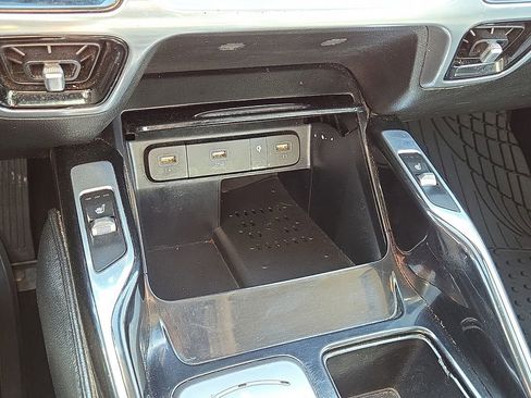 Used 2022 Kia Sorento SX w/ Panoramic Sunroof Package image 28