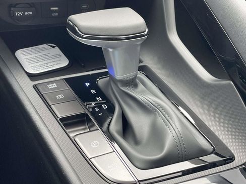 New 2026 Hyundai Elantra SEL Sport Premium image 17