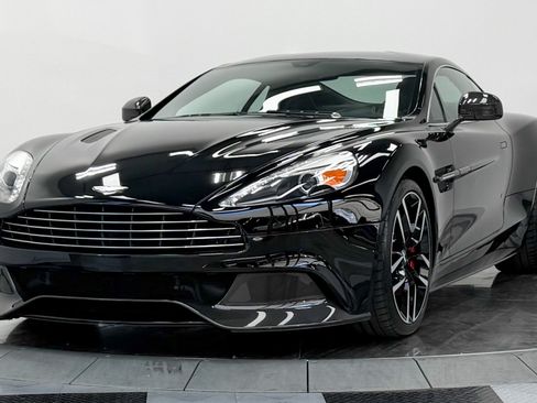 Used 2016 Aston Martin Vanquish Coupe RWD image 28