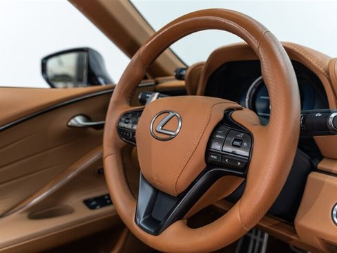 Used 2022 Lexus LC 500 Convertible w/ Touring Package RWD image 57