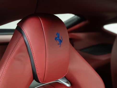 Certified 2018 Ferrari 812 Superfast RWD image 34