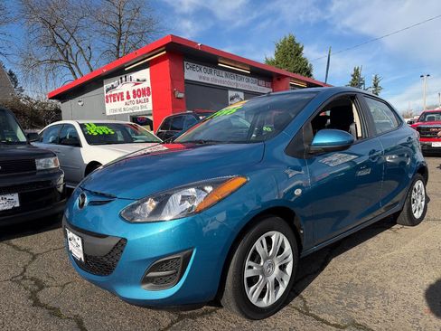 Used 2012 MAZDA MAZDA2 Sport image 2