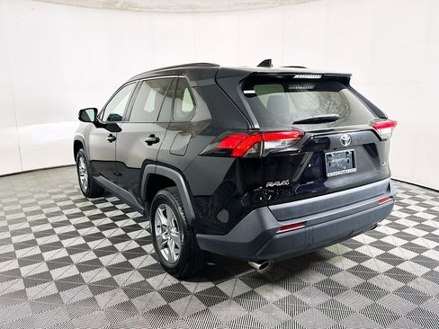 Used 2024 Toyota RAV4 XLE FWD image 5