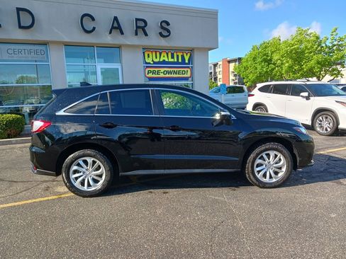 Used 2017 Acura RDX AWD image 2