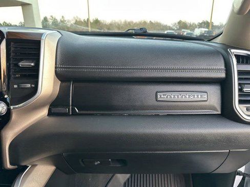 Certified 2021 RAM 1500 Laramie w/ Laramie Southwest Edition image 57