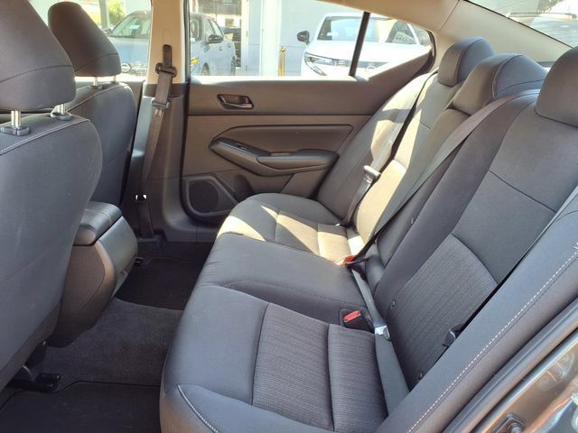 Used 2025 Nissan Altima 2.5 S FWD image 16