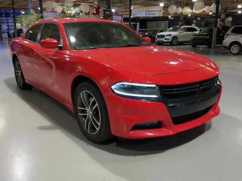 Used 2019 Dodge Charger SXT w/ Plus Group AWD/4WD image 5