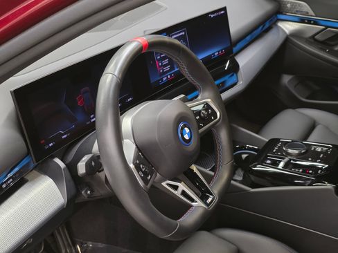 Used 2024 BMW i5 M60 w/ Premium Package AWD/4WD image 21