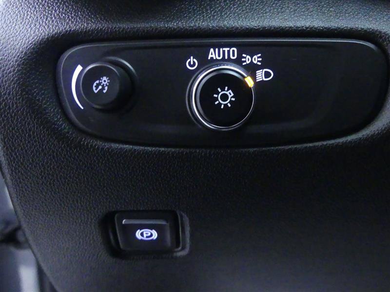 Used 2026 Chevrolet Blazer LT FWD image 17