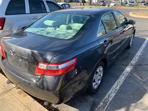Used 2009 Toyota Camry LE image 3