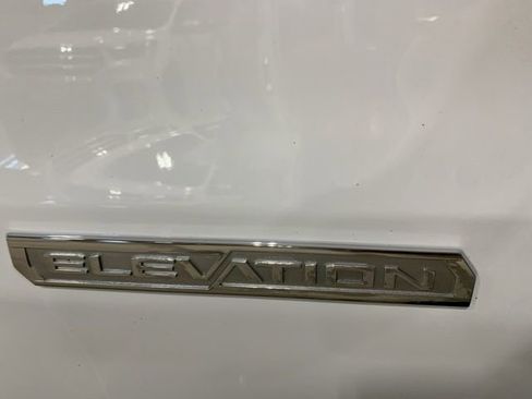 Used 2020 GMC Sierra 1500 Elevation w/ Elevation Value Package image 31