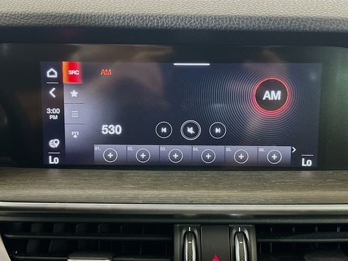 Used 2022 Alfa Romeo Stelvio Ti AWD/4WD image 21