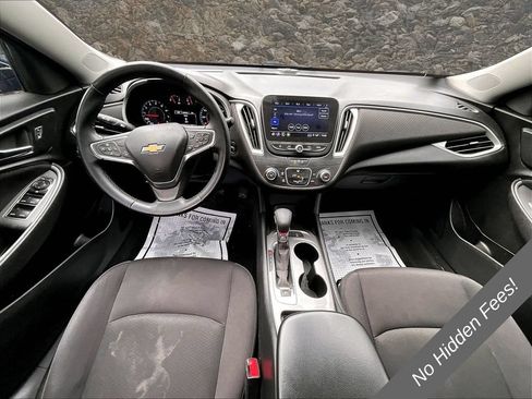 Used 2024 Chevrolet Malibu RS FWD image 14
