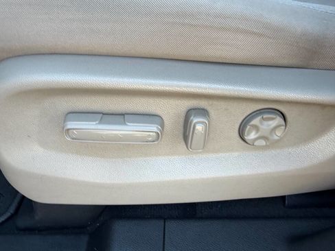 Used 2018 Honda Odyssey EX image 19