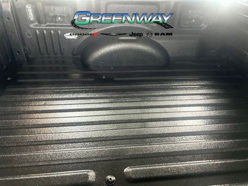 Used 2019 Ford F150 XLT w/ Equipment Group 302A Luxury AWD/4WD image 9