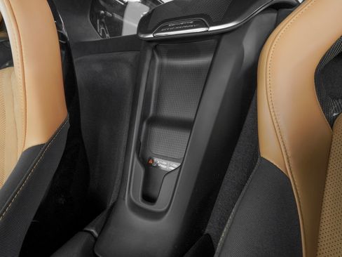 Used 2020 Chevrolet Corvette Stingray Premium Cpe w/ 3LT Preferred Equipment Group image 24