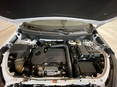 Used 2023 Chevrolet Equinox LT w/ LPO, Floor Liner Package AWD/4WD image 25