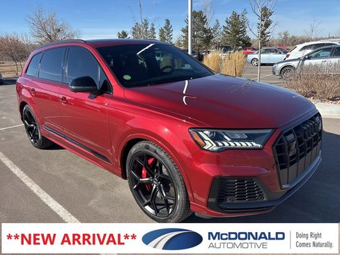 Used 2021 Audi SQ7 Prestige w/ Prestige Package image 1