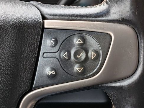 Used 2020 GMC Yukon XL Denali image 20